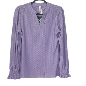 Lavender Eyelet long Sleeved Pullover Gathered Shirred Cuffs NWT Size Medium